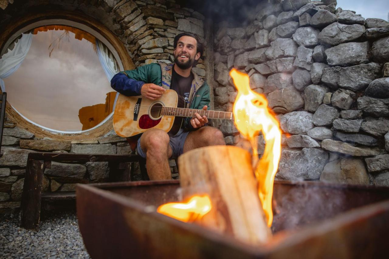 Mayo Glamping Castlebar Exterior foto